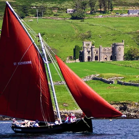 Holiday - Eir02102f-f * Clifden